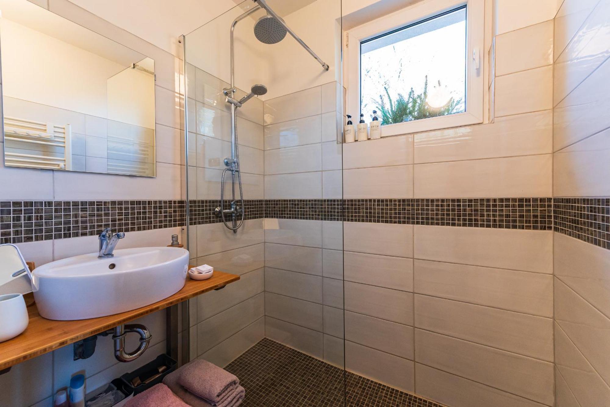 Ubytovani Na Samote - Apartman U Tesaru Komarice Bagian luar foto